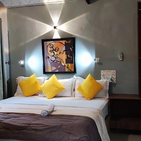 Shankar Homestay Hampi Exteriör bild